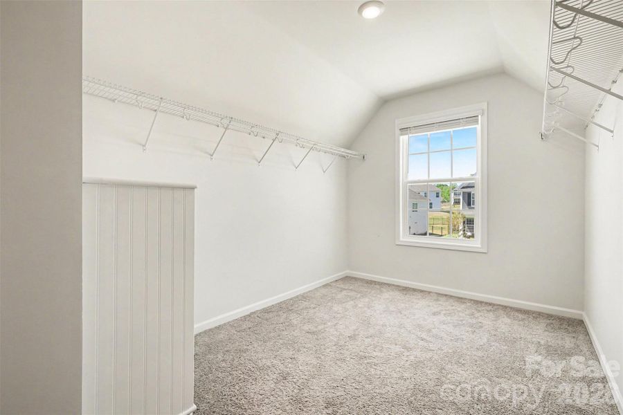 Spacious, unfurnished interior of a new home in Falls Cove, Troutman (Image 35).