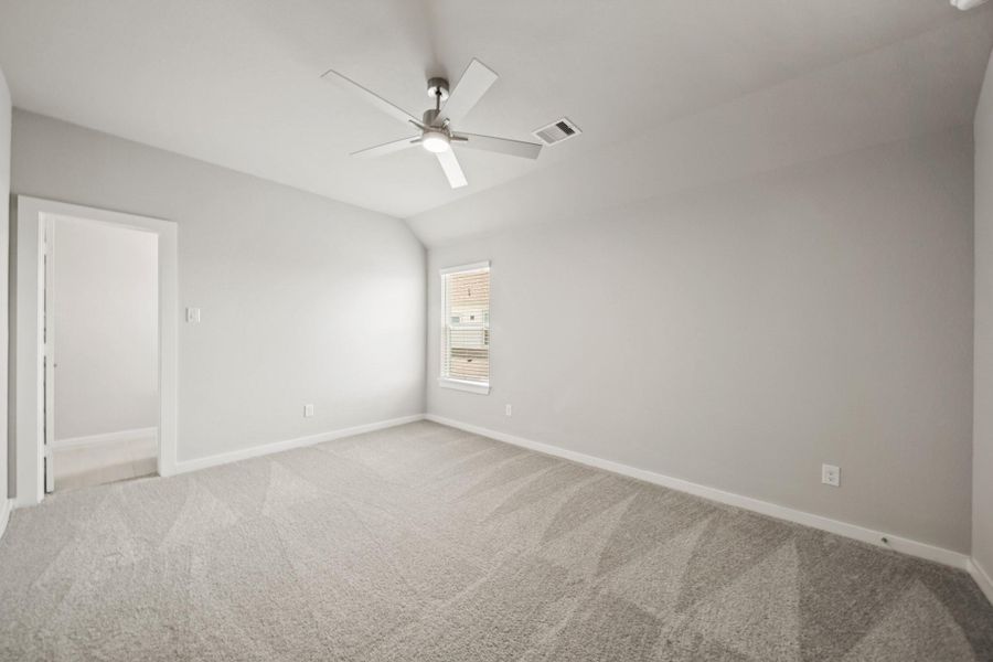 Spacious, unfurnished interior of a new home in Beacon Hill, Waller (Image 11). Spacious, unfurnished interior of a new home in Beacon Hill, Waller (Image 11).