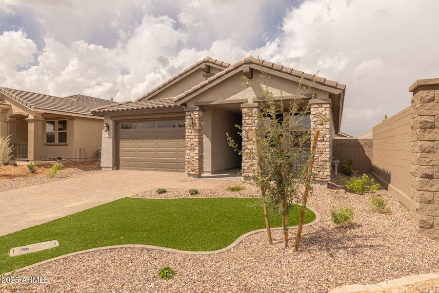 2)FRONT OF HOME 2)FRONT OF HOME