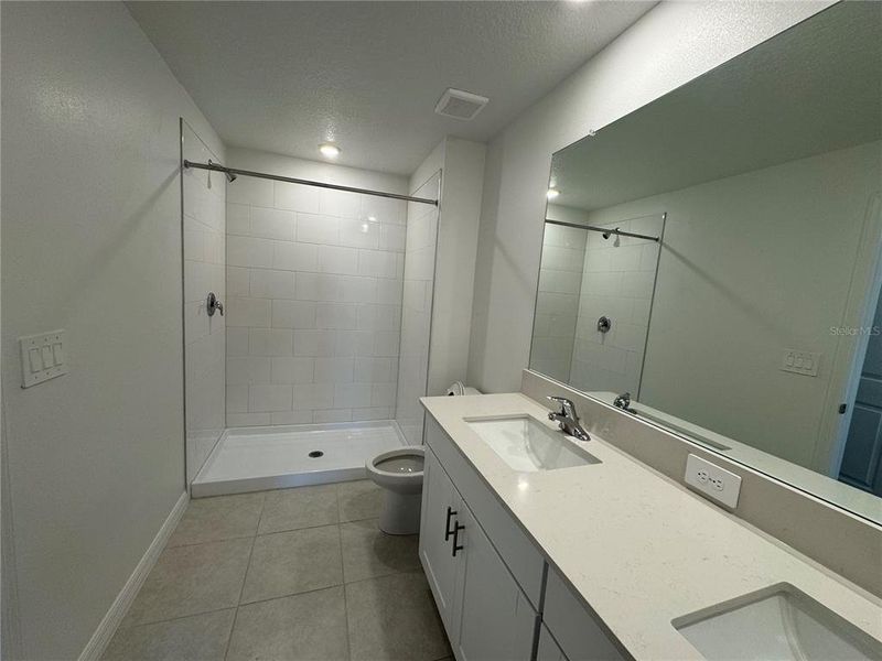 Furnished interior view inside a new home in , Wesley Chapel (Image 3).