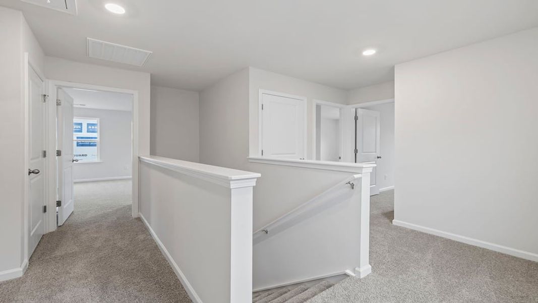 Spacious, unfurnished interior of a new home in Seneca Falls, Seneca (Image 24).