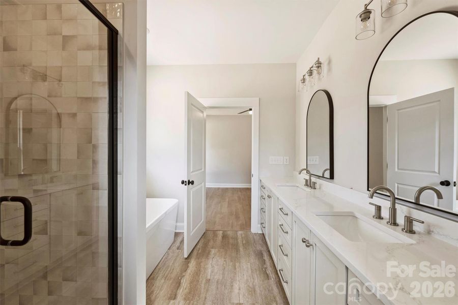 Furnished interior view inside a new home in , Lincolnton (Image 10).