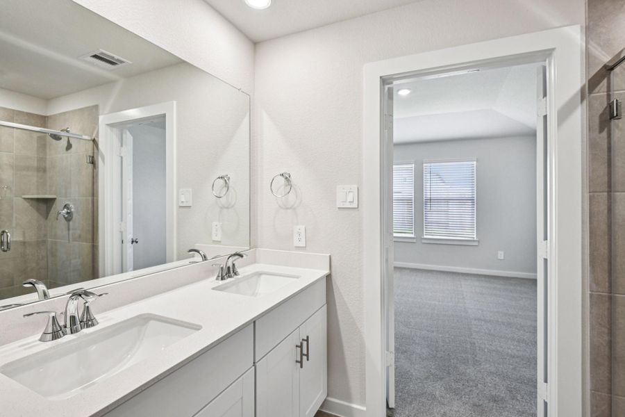 Furnished interior view inside a new home in Mavera, Conroe (Image 17). Furnished interior view inside a new home in Mavera, Conroe (Image 17).