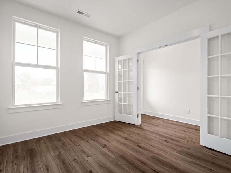 Spacious, unfurnished interior of a new home in Woods Crossing, Gallatin (Image 19).