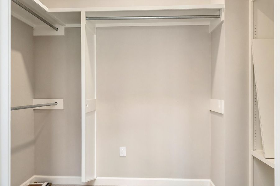 Spacious, unfurnished interior of a new home in , Elloree (Image 21).