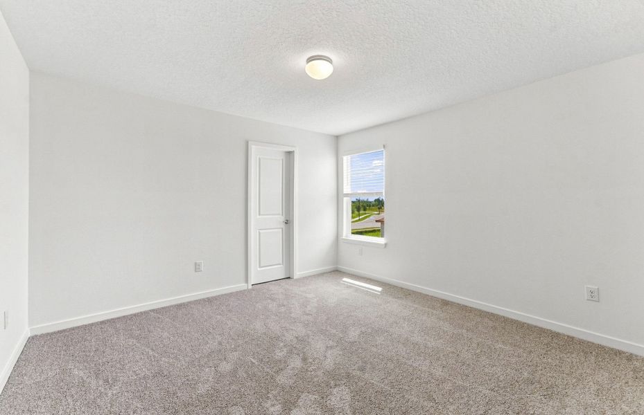 Spacious, unfurnished interior of a new home in Seaire, Parrish (Image 14).