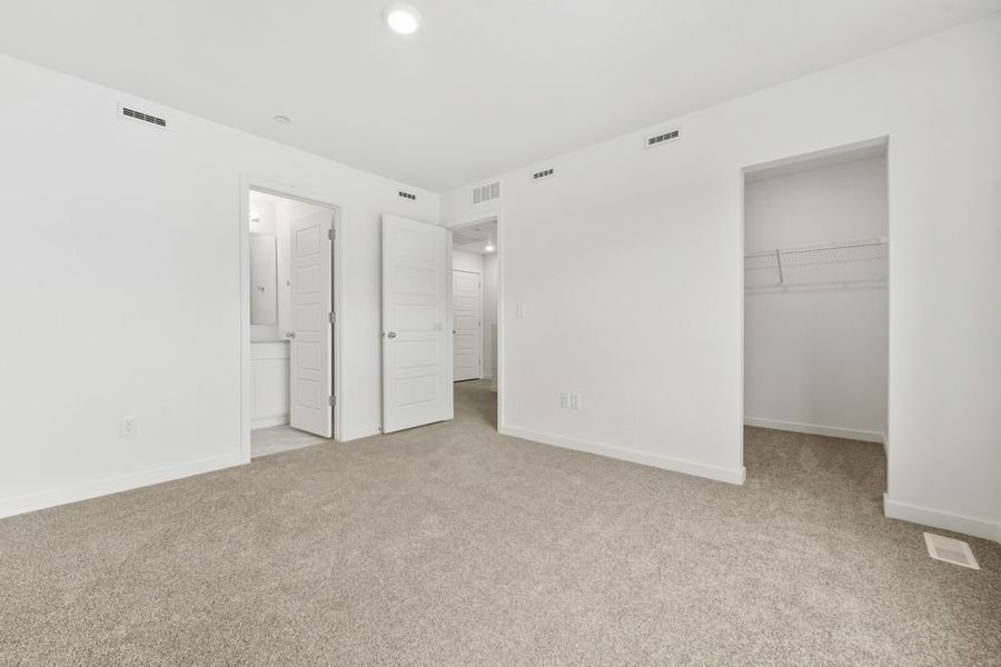 Spacious, unfurnished interior of a new home in Liberty Draw, Evans (Image 18).