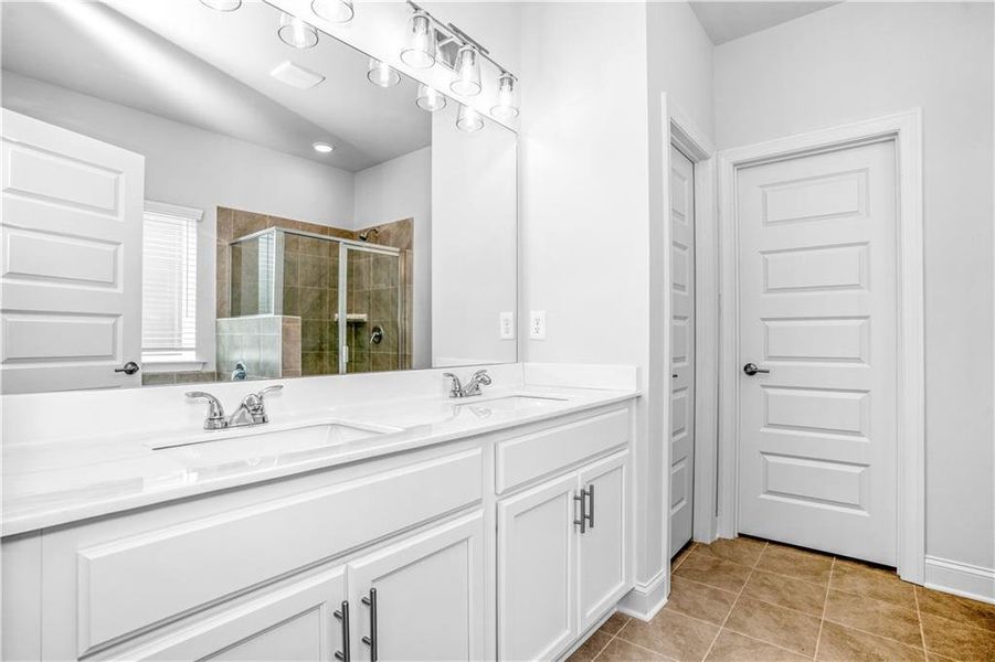 Furnished interior view inside a new home in Waters Edge, Mansfield (Image 6).