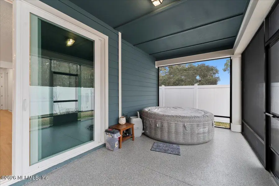Exterior details and patio area of a home in , Jacksonville (Image 28).