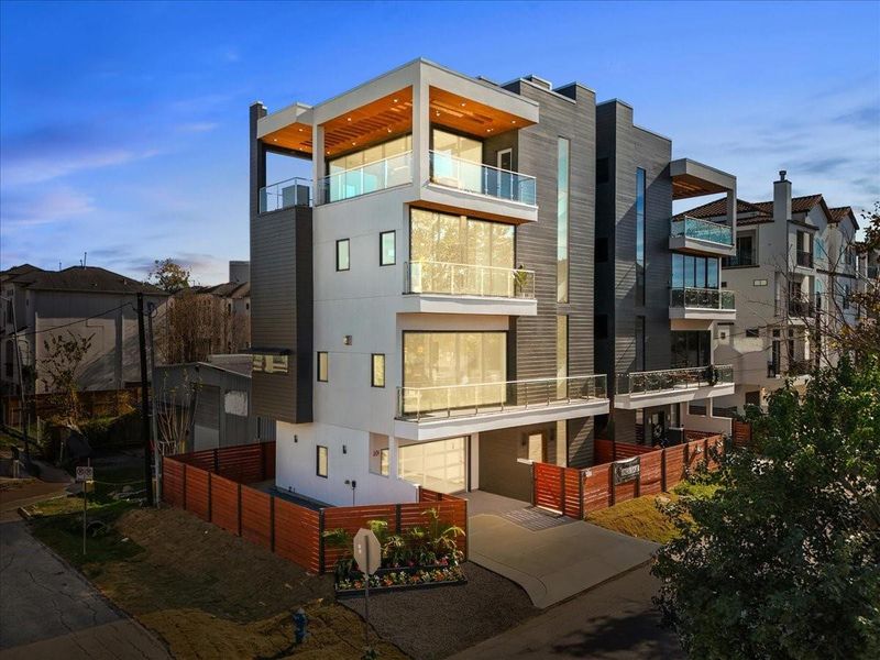 Five stories of refined luxury, crowned by a spectacular rooftop deck. Five stories of refined luxury, crowned by a spectacular rooftop deck.