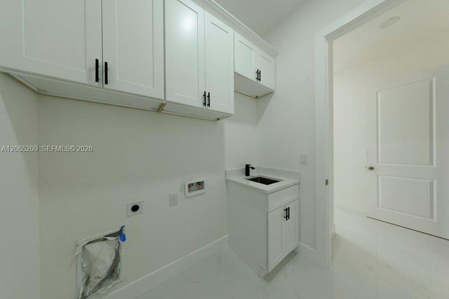 Image 89 of a home in .