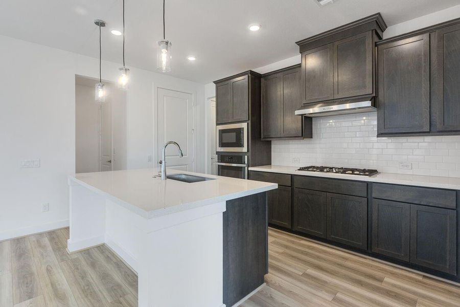 4638 Rustic Grove ~ Ready Now