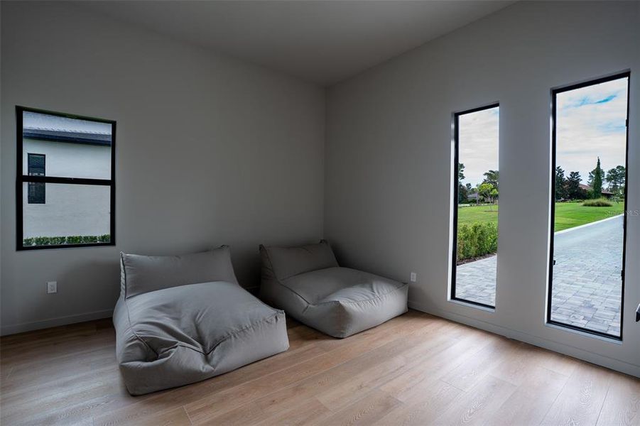 Image 55 of a home in .