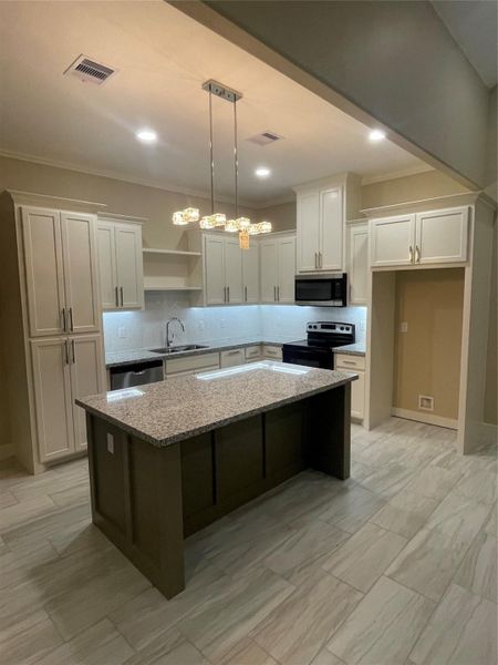 Furnished interior view inside a new home in , Beaumont (Image 5).