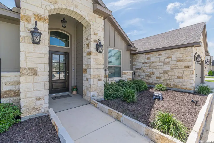 Exterior details and patio area of a home in , San Antonio (Image 22).