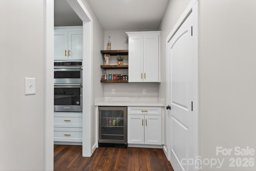 Butler's Pantry