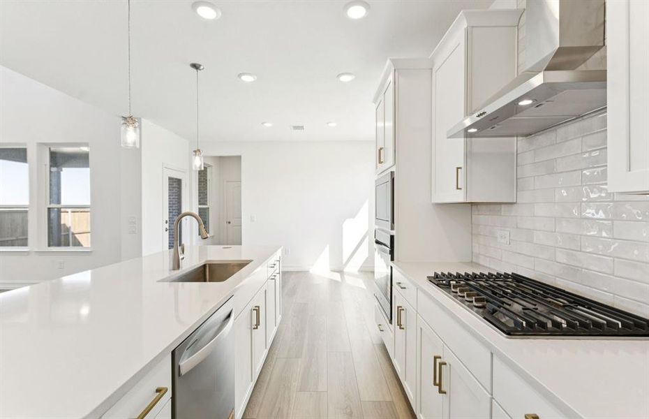 Abundant cabinet space in kitchen Abundant cabinet space in kitchen