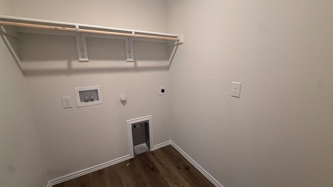 Spacious, unfurnished interior of a new home in Riverfield, Josephine (Image 8).