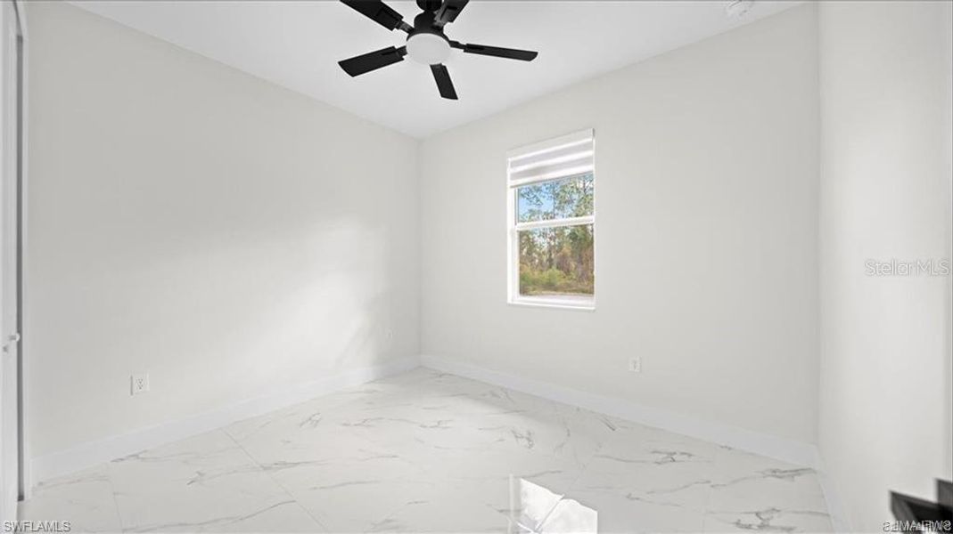 Spacious, unfurnished interior of a new home in , Lehigh Acres (Image 18).