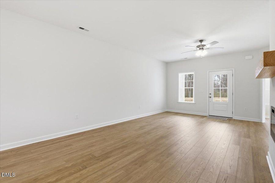 16-317 Creeks Edge Dr-16