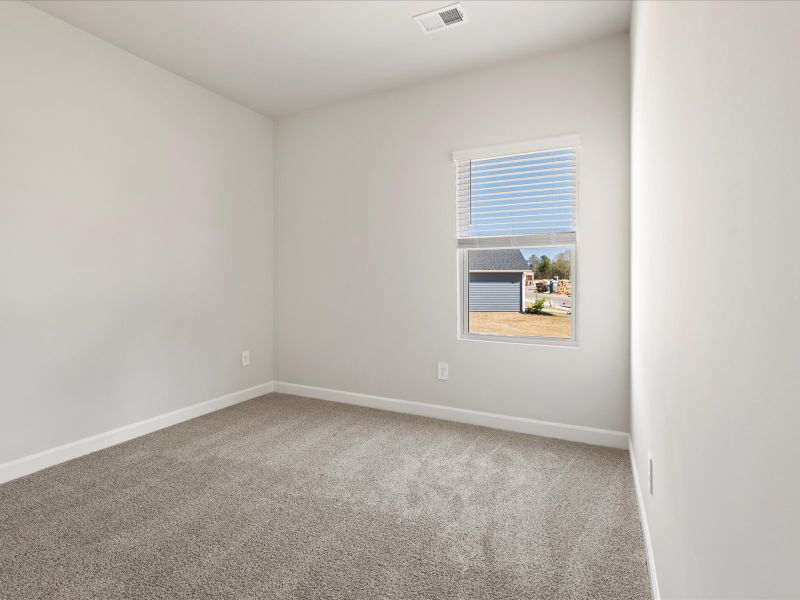 Spacious, unfurnished interior of a new home in Vickery Station, Woodruff (Image 7).