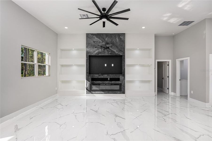 Spacious, unfurnished interior of a new home in , Eustis (Image 38).