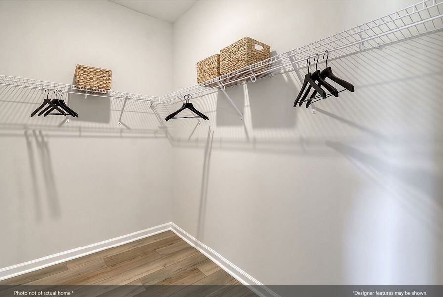 Spacious, unfurnished interior of a new home in Bluefield, Lexington (Image 20).