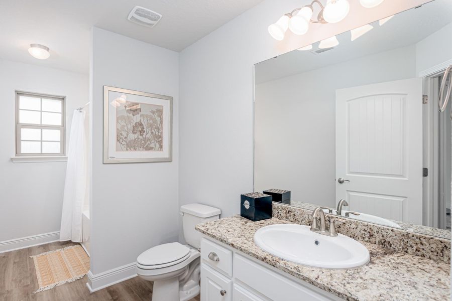 Furnished interior view inside a new home in Cedar Creek at Deerpoint Lake, Panama City (Image 17).