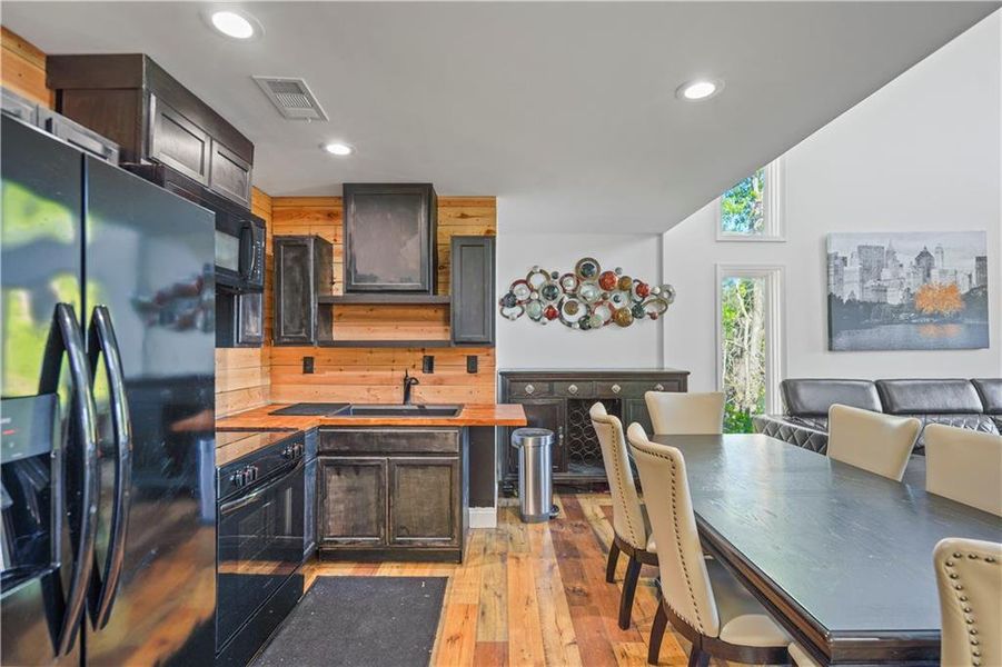 Furnished interior view inside a new home in , Jackson (Image 25).