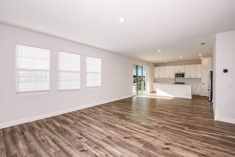 Representative unfurnished interior of a home built from the Amelia by Casa Fresca Homes in Mirada, San Antonio (Image 15).