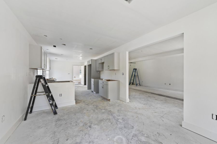 Image 17 of a home in .