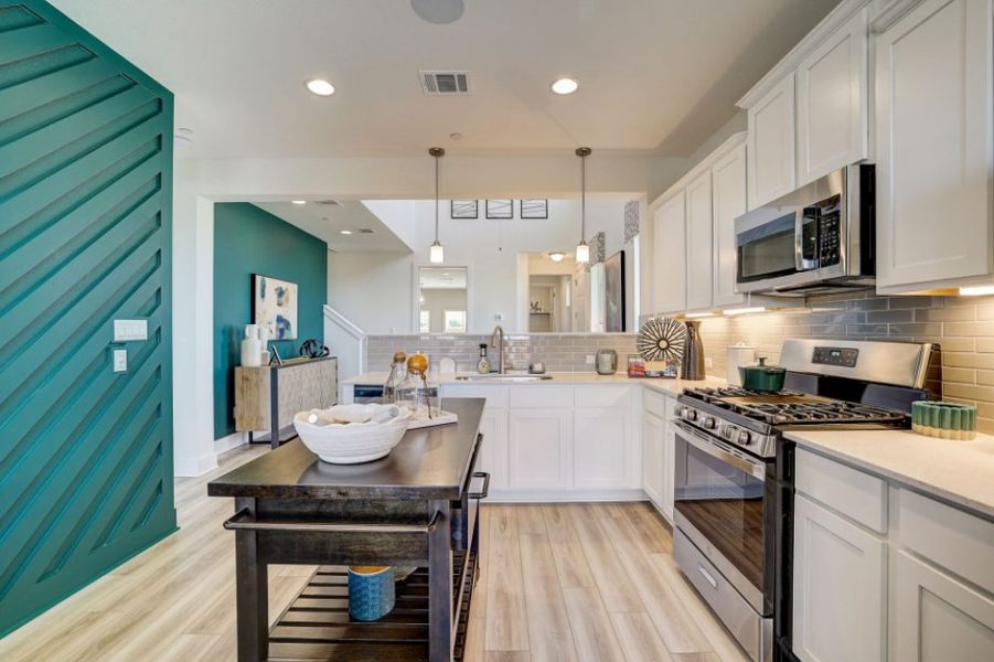 Representative furnished interior of a home built from the Pecos by Pacesetter Homes in Avery Centre, Round Rock (Image 27).