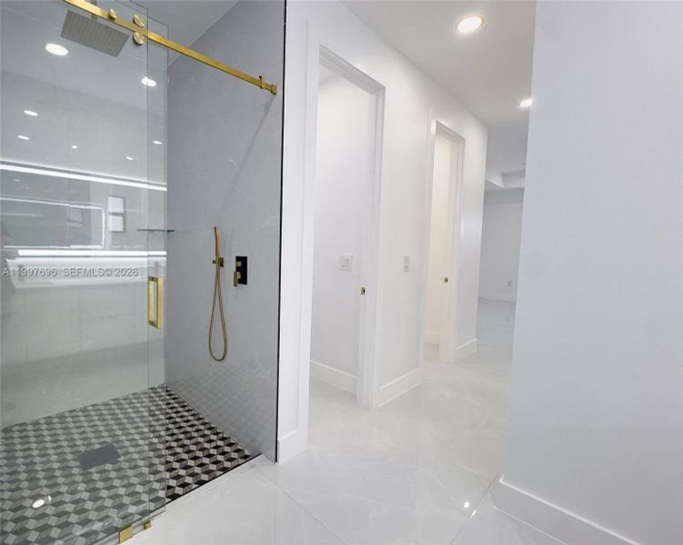 Image 27 of a home in . Image 27 of a home in .