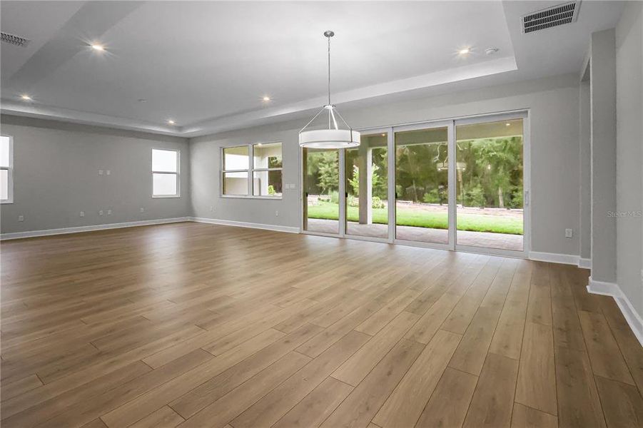 Spacious, unfurnished interior of a new home in Cresswind at Hammock Oaks, Lady Lake (Image 51). Spacious, unfurnished interior of a new home in Cresswind at Hammock Oaks, Lady Lake (Image 51).