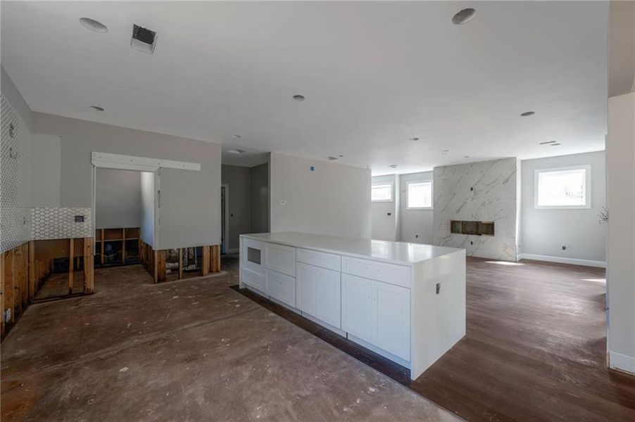 Furnished interior view inside a new home in , Atlanta (Image 5).