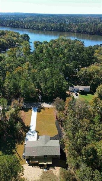 Image 22 of a home in .