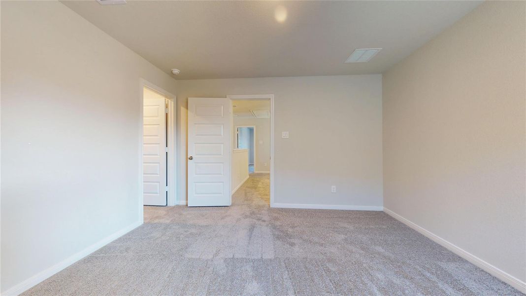 Spacious, unfurnished interior of a new home in Lexington Heights 50', Willis (Image 30).