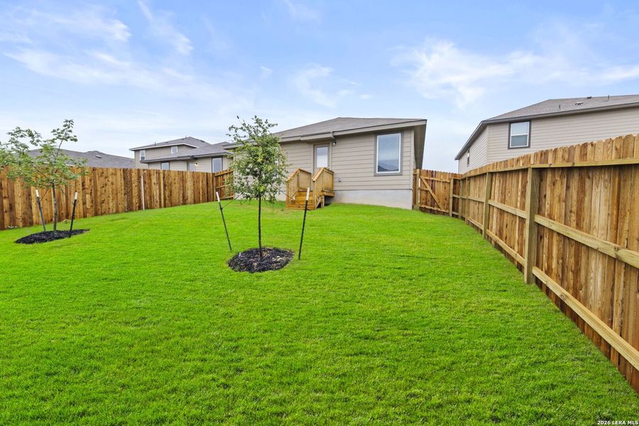 Exterior details and patio area of a home in Stonehill, San Antonio (Image 3).