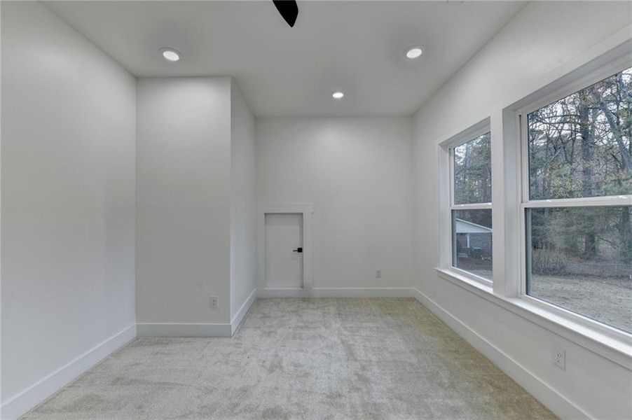 Spacious, unfurnished interior of a new home in , Lawrenceville (Image 21).