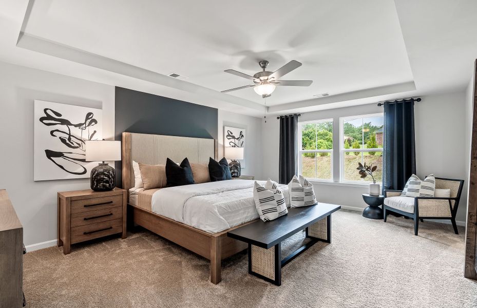 Representative furnished interior of a home built from the Hampton by Pulte Homes in Indigo Park, Easley (Image 9).