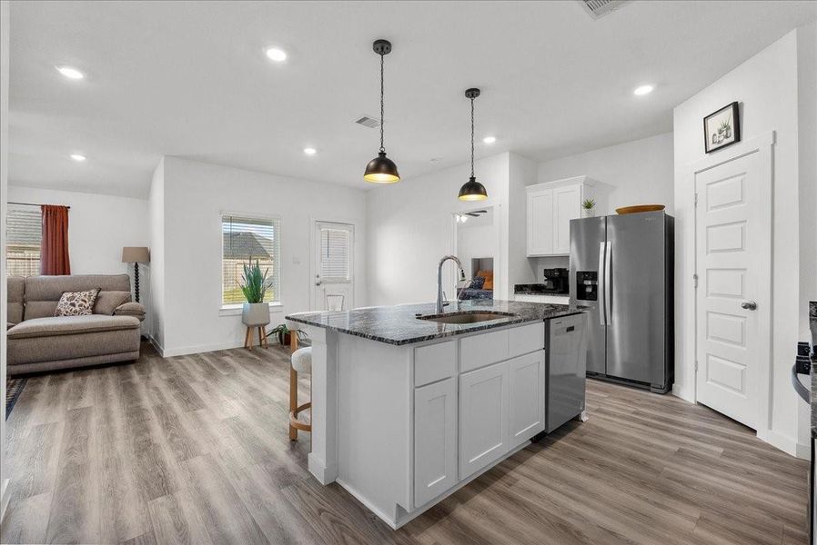 Furnished interior view inside a new home in Central Park, Texas City (Image 16).