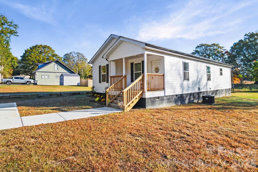 Exterior details and patio area of a home in , Cherryville (Image 19).