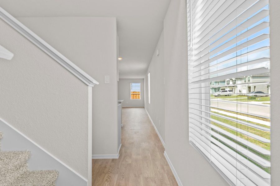 Spacious, unfurnished interior of a new home in , Maxwell (Image 30).