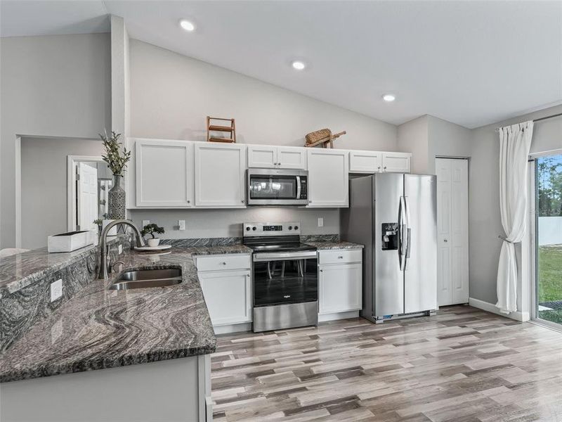 Furnished interior view inside a new home in , Ocala (Image 34).