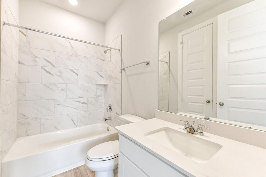 Furnished interior view inside a new home in Sierra Vista, Rosharon (Image 13).