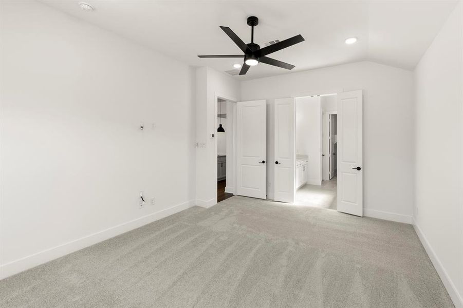 20. 7245 Ladybug - Primary (2)