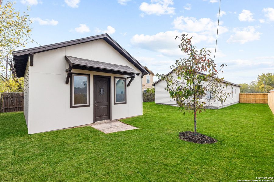 Exterior details and patio area of a home in , San Antonio (Image 27). Exterior details and patio area of a home in , San Antonio (Image 27).