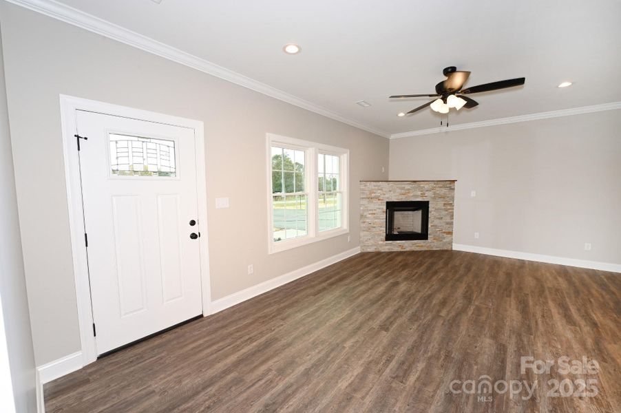 Spacious, unfurnished interior of a new home in , Hickory (Image 21).