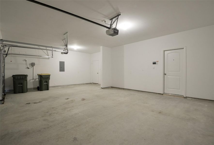 Spacious, unfurnished interior of a new home in River Ranch Meadows, Dayton (Image 10). Spacious, unfurnished interior of a new home in River Ranch Meadows, Dayton (Image 10).