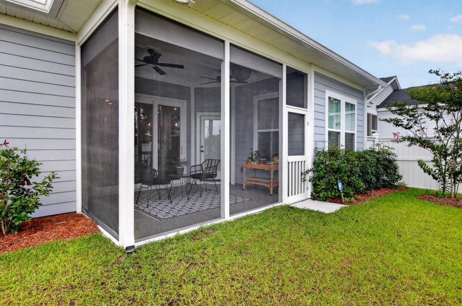 Exterior details and patio area of a home in , Summerville (Image 31).